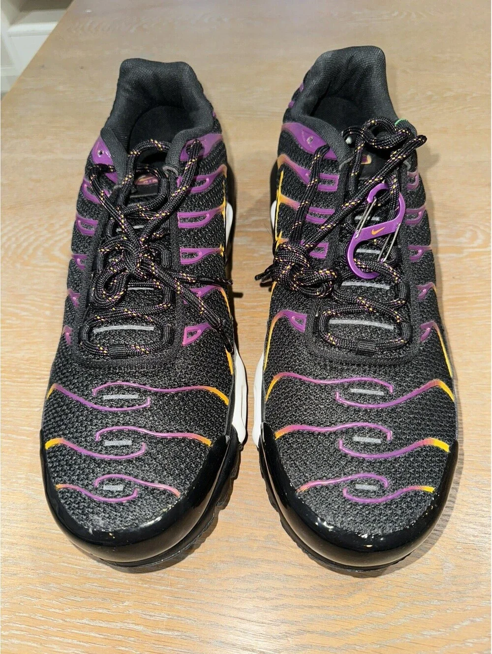 Nike Air Max Plus Black-University Gold-Viotech Purple Sz 13 Rare! [DX2663-001]